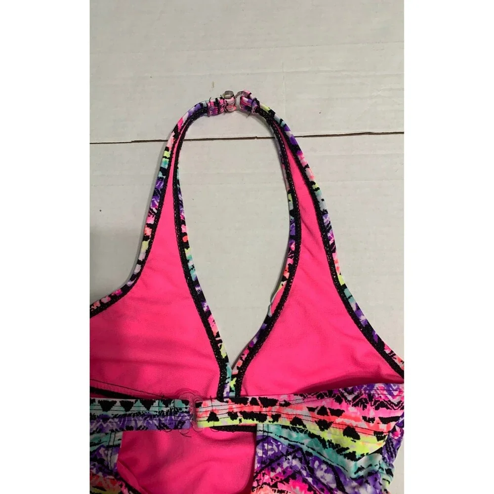 Wonder Nation One Piece Swimsuit. Size M 7-8.